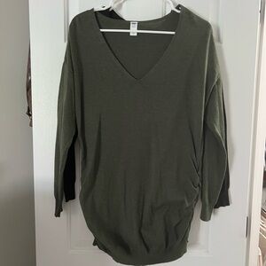 2-Old Navy Maternity VNeck Sweaters